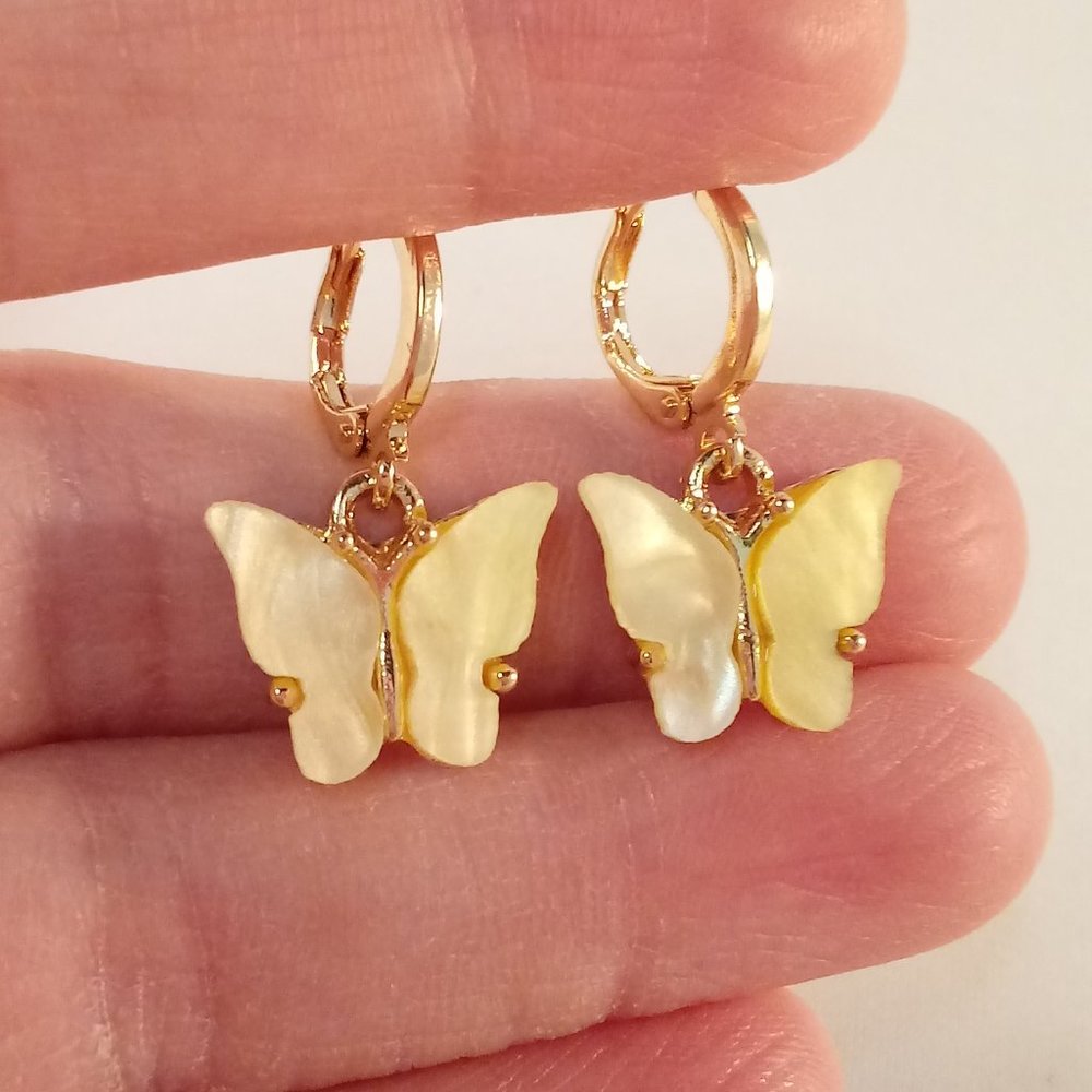Gold Plated Yellow Opal Resin Butterfly Dangle Earrings 12mm Womens Party Gift